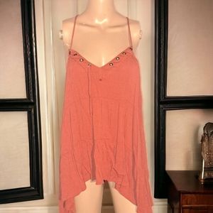Women's spaghetti strap flowy top
